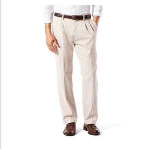 Dockers Khaki Pants 30x32 Stone Classic